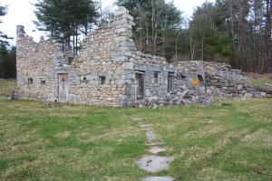 The ruins of the great barn (photo: Peter Van Demark)