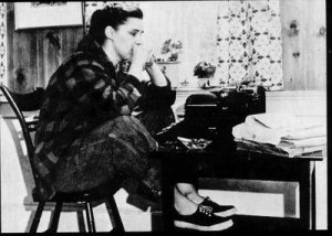 The "Pandora in Blue Jeans" photo taken by Larry Smith